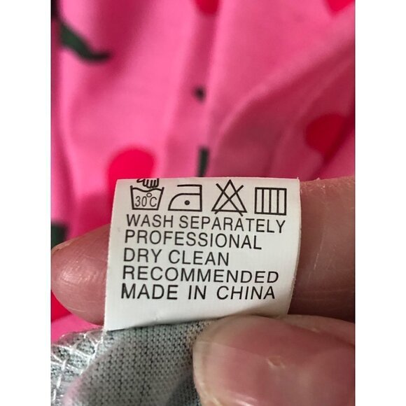 Woman's Plus Heart Dinosaur Pink Lightweight Sweatshirt or Pajama Top 2X - Picture 5 of 10